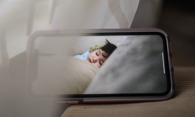 Beste Babyfoon met Camera & Monitors Getest: Top 3 (De Consumentenbond) [2023]